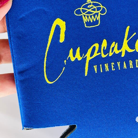 Cupcake Wine / Vineyards  Beer Bottle / Soda Can Koozies - Set of 2 - New - Picture 7 of 10